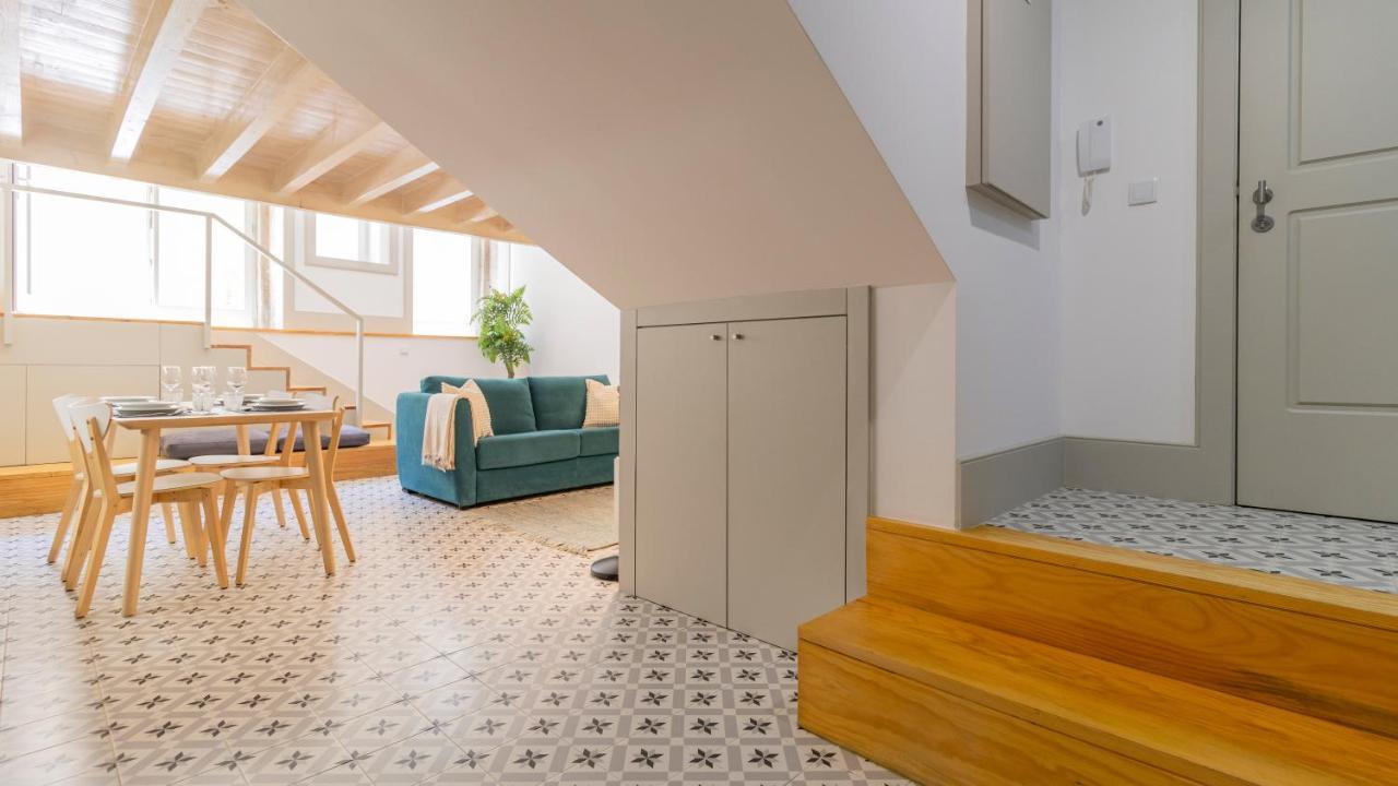Central Stunning Duplex W/ Patio By Lovelystay Порто Екстериор снимка